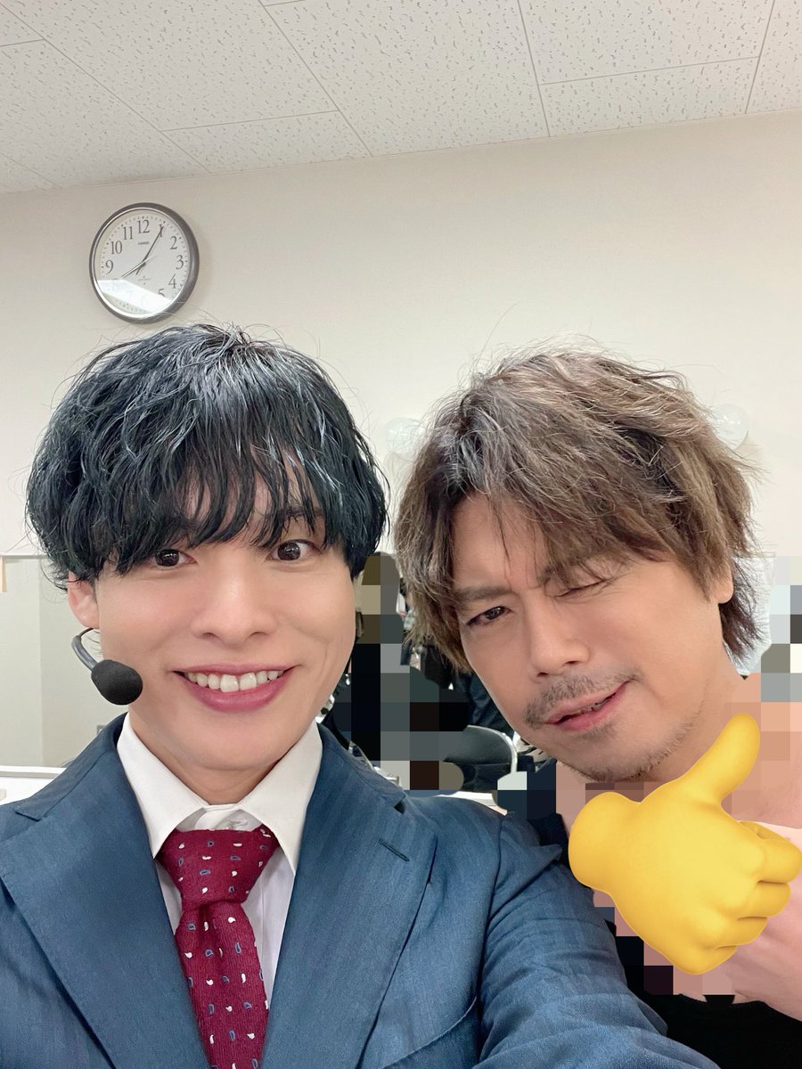 ok_nobuhiko's tweet photo. #kiramune
READING LIVE 2024📖
幻視探偵 笹嘉神島の殺人

大阪公演終了いたしましたーーー！

みんな楽しかったーー！？
三時間弱の2回まわしで大ボリューム！

楽しいシーン目白押しで個人的には語りたいところが色々あります🥳🥳🥳

面白探偵と助手でぱしゃり！

東京公演お楽しみに🙏✨ https://t.co/xHme8WKeLa