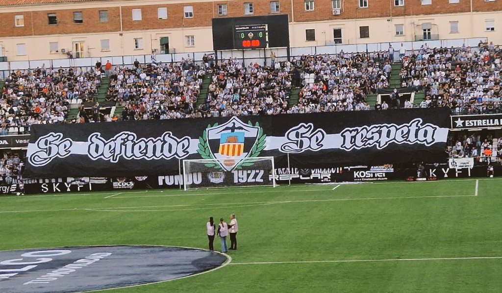 FrenteOrellut87's tweet photo. EL ESCUDO SE DEFIENDE Y RESPETA ⚔️ https://t.co/mt0TTEWFIH