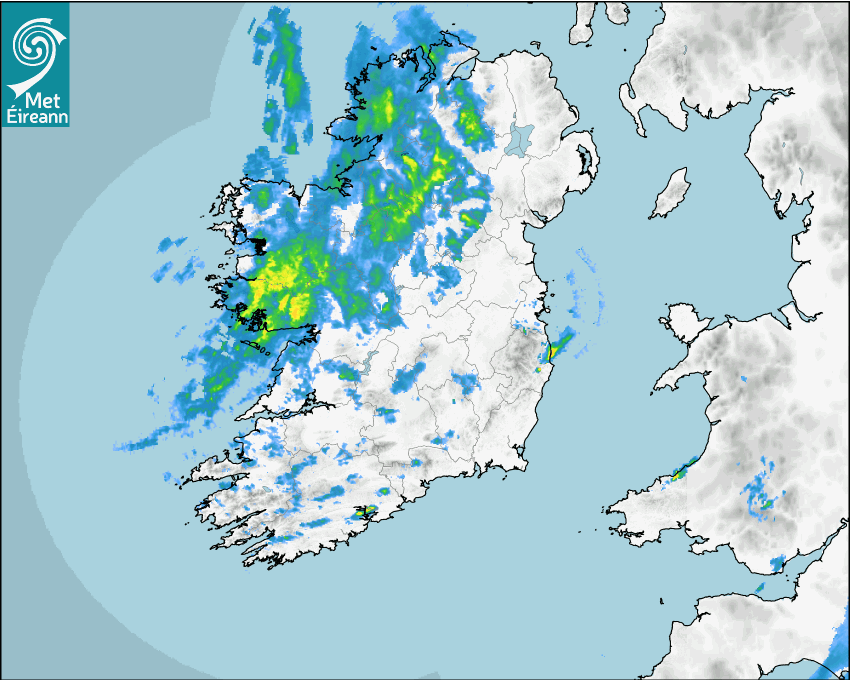 vort_uk's tweet photo. Radar Update:
Rain is moving into Connaught and Ulster making it very difficult with winds up to 130km/h in some places in Galway.
Stay Safe out there!
#StormAshley https://t.co/zwk2IetxUX