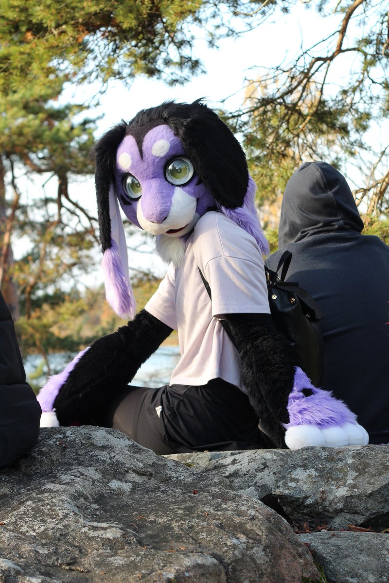 Picking up a camera has honestly been one of the most enjoyable things i've done in a long time!

I don't know what i'm doing most of the time but i am learning as i go.

Featuring  instagram.com/plum_bun_suits…