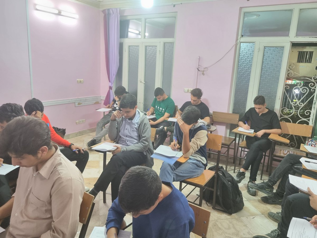 javad_free77's tweet photo. امتحان فاینال بچه های project3A..
خودشون میدونن همه ی سختگیری های من به خاطر خودشون بود....
به امید موفقیت تک تک شون...❤️❤️❤️
#Final_exam
#project3
#General_class https://t.co/jJtphfFyS8
