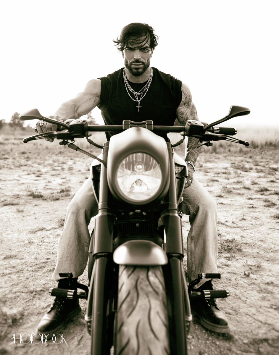 Sergiconstance's tweet image. Once a rebel always a rebel.

#BeLegend