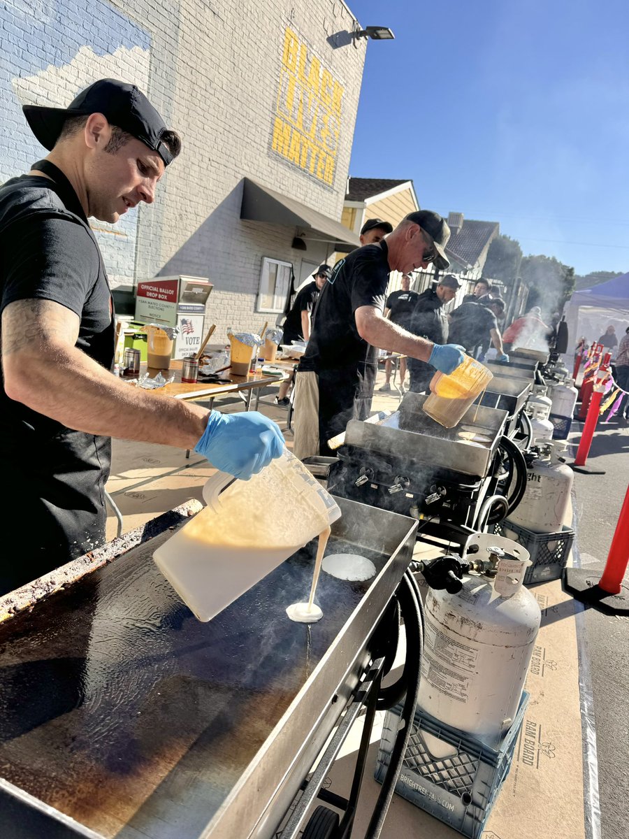 Half Moon Bay Art & Pumpkin Festival tweet media