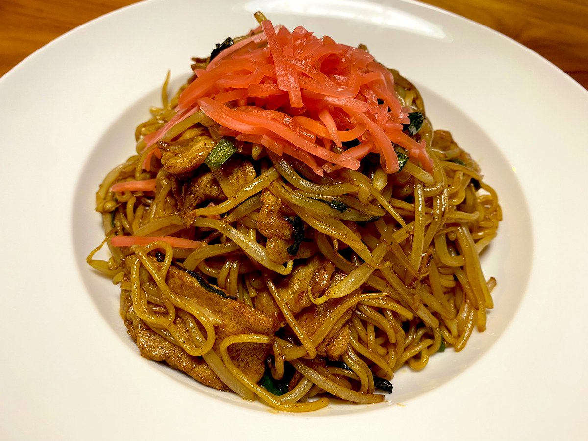 gaugaufukkou's tweet photo. ライブ前ノ会場徘徊デ無性ニ食ベタカッタ焼きそば。

結果、我慢出来ズニ帰還後ニ自分デ作ル24時過ギ...

全部福島ノセイ😒

ハイ、深夜ノ #メシテロ ヲオ裾分ケ🤪

オヤスミナサイw https://t.co/2MT2XOjrEm