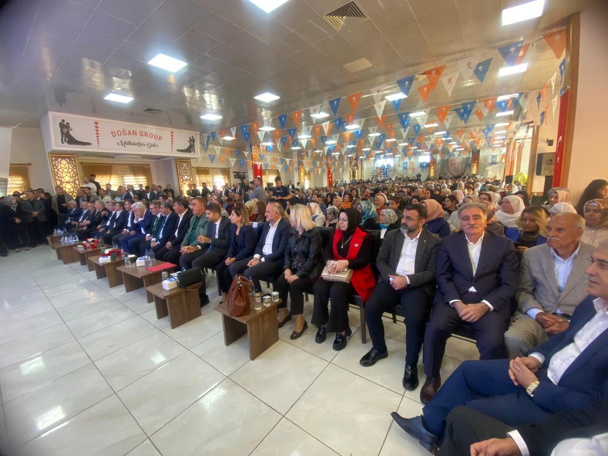 kulp_ak's tweet photo. İl��e Başkanımız sn. Abdulselam Toprak, Bismil 8. Olağan Kongresine katılım sağladı. Yeniden Bismil İlçe Başkanı seçilen sn. Muzaffer Cengiz ÖZAYDIN a görevinde başarılar dileriz.
@erkankandemir @yukselmuslum27 @RasitOcak @Akparti @agral_abdullah https://t.co/872wjnxCAO