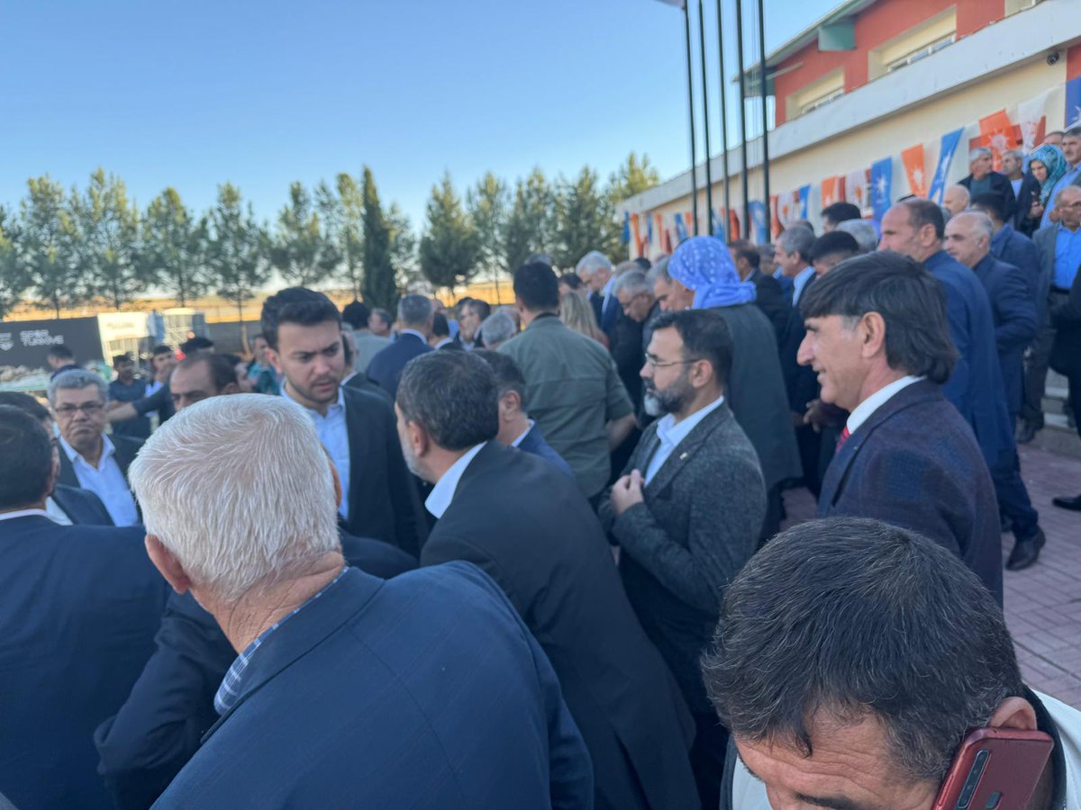 kulp_ak's tweet photo. İl��e Başkanımız sn. Abdulselam Toprak, Bismil 8. Olağan Kongresine katılım sağladı. Yeniden Bismil İlçe Başkanı seçilen sn. Muzaffer Cengiz ÖZAYDIN a görevinde başarılar dileriz.
@erkankandemir @yukselmuslum27 @RasitOcak @Akparti @agral_abdullah https://t.co/872wjnxCAO