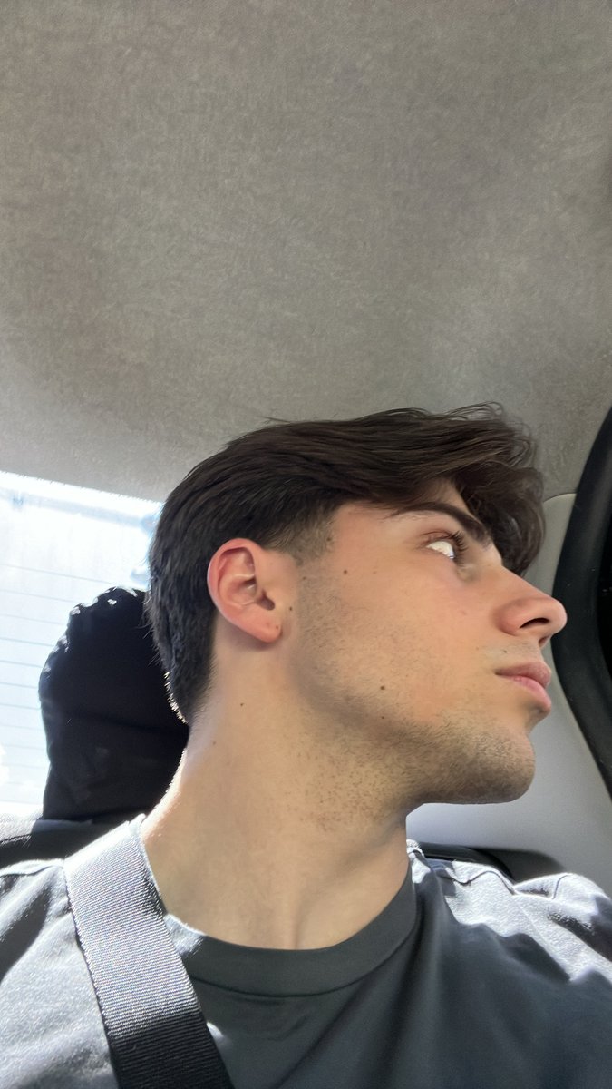 rytyjones's tweet photo. Would you let me be your Dadddy for 24 hrs? https://t.co/Kuumknm9lL