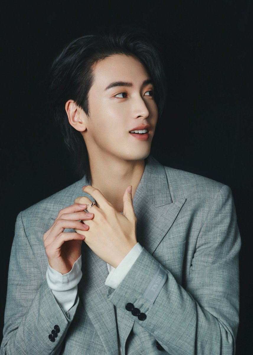 UNINE_INA's tweet photo. #UNINE #陈宥维 #ChenYouwei https://t.co/pDQWX7hxyO