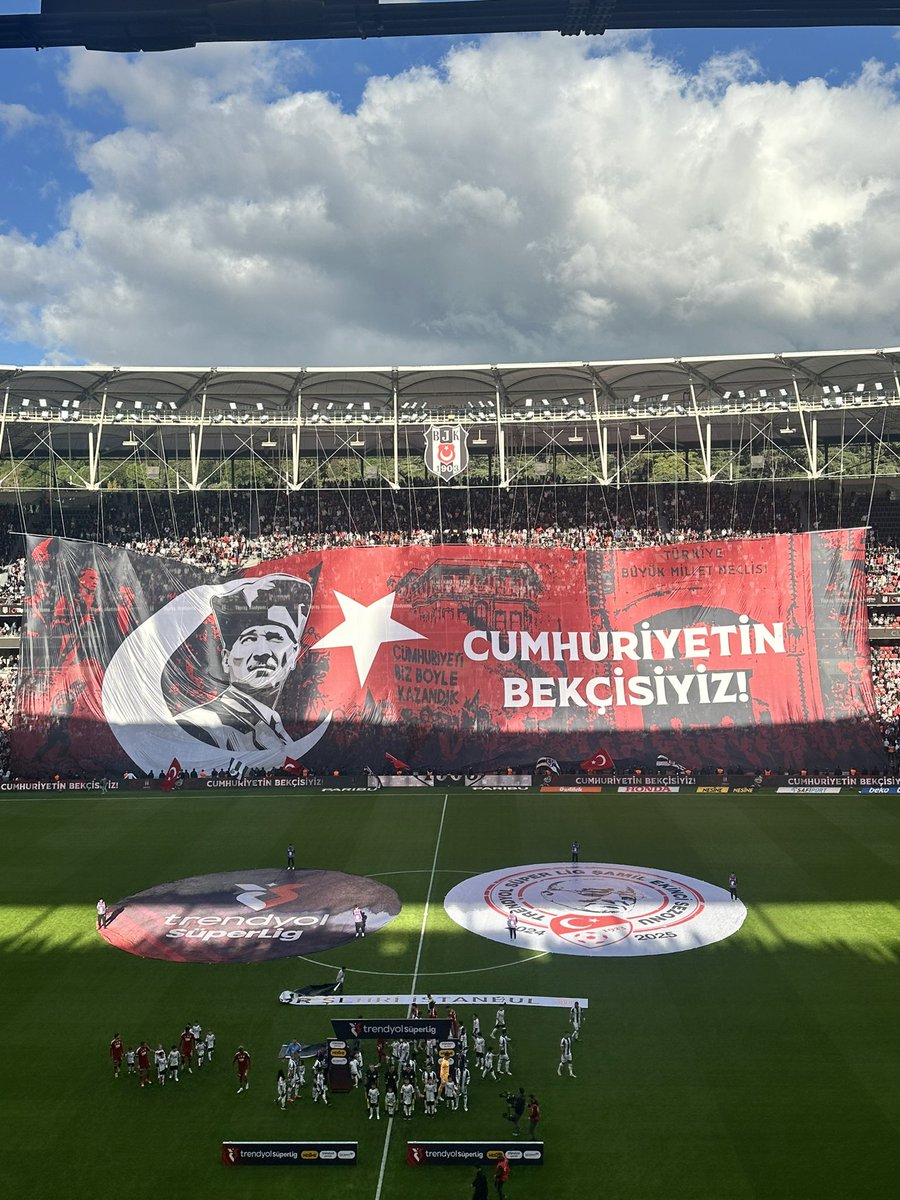 nocontextjk's tweet photo. CUMHURİYETİN BEKÇİSİYİZ! https://t.co/04ehDnZKgU
