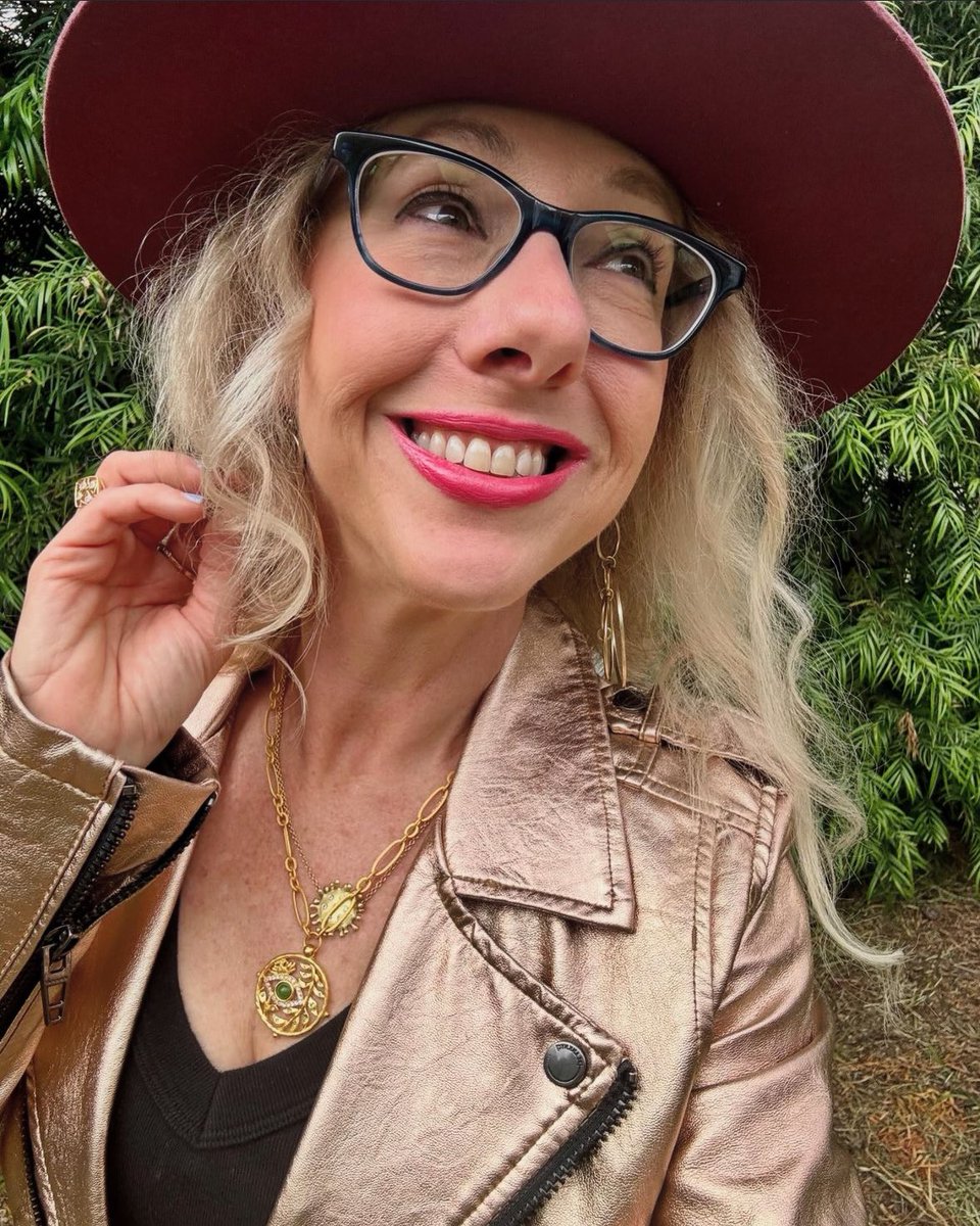 Dr. Lovejoy tweet media