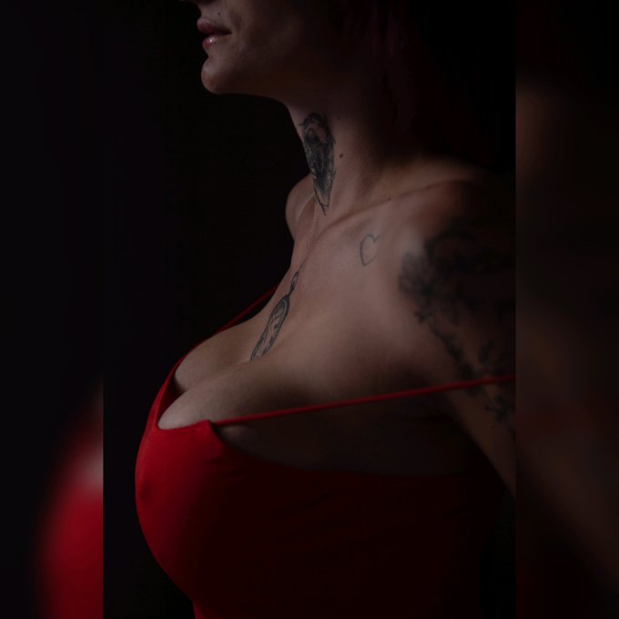 D&eacute;tails  Picture by eos.kareen  Model: Me #PictureOfTheDay #photography #modeling #modelphoto #model<a href="/tag/pictureoftheday"class="tags">#PictureOfTheDay</a><a href="/tag/model"class="tags"><span>#model</span></a><a href="/tag/photography"class="tags"><span>#photography</span></a><a href="/tag/modeling"class="tags"><span>#modeling</span></a><a href="/tag/tatoo"class="tags"><span>#tatoo</span></a><a href="/tag/modelph"class="tags"><span>#modelph</span></a>