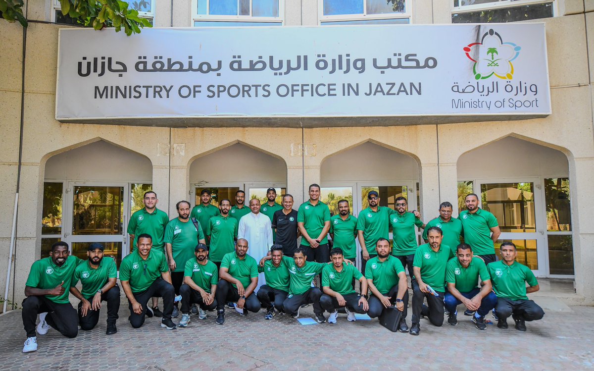 اللهم لك الحمد 
تم الانتهاء من الجزء الثالث والاخير
 من دورة الرخصة التدريبية الاسيوية B الفنية