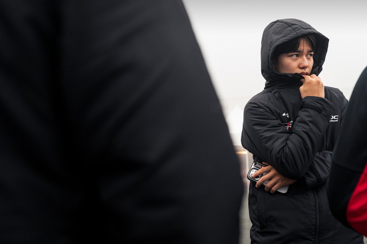 Kazuhisaaa1's tweet photo. FIAF4 オートポリス
Rd.12/P9

今週もレースウィークを通して速さが無かったです。
その中でもポジティブなフィーリングや何かヒントが少し見つかった気がするので、2週間後の茂木大会で成果を発揮できる様に準備していきます💪🏻

 #fiaf4  #supergt  #toyotagazooracing  #hidecks  #sparco https://t.co/ux7UBgT01V