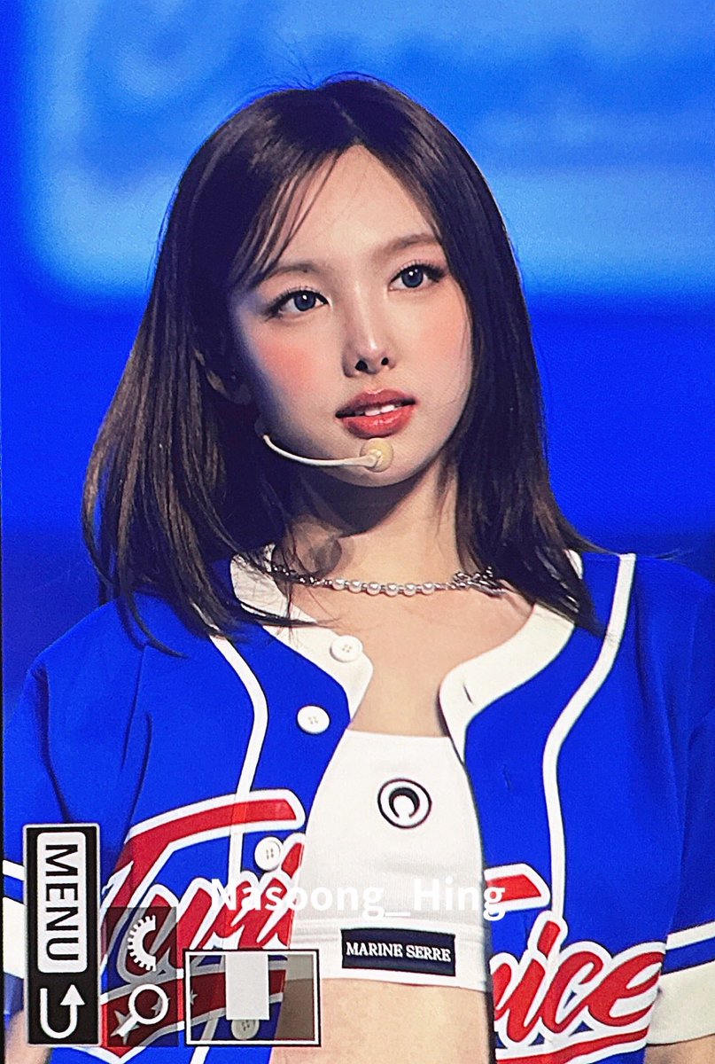 Blueming_922's tweet photo. 241020 귀여둥일등🏅🩵
#TWICE_9TH_ANNIVERSARY
#트와이스 #TWICE #나연 #NAYEON  #ナヨン https://t.co/L1T0mPPsIM