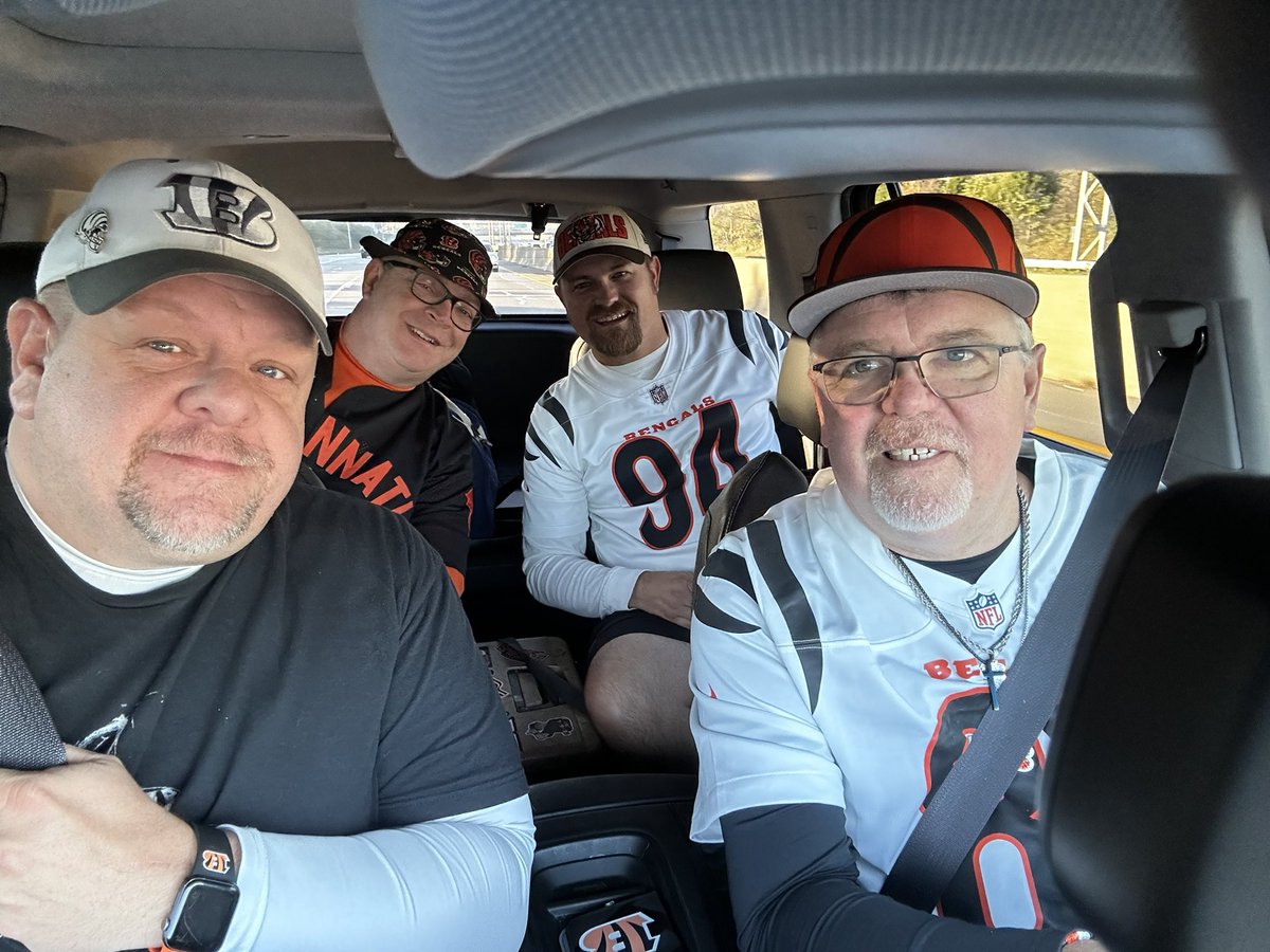 TonyDaTiger96's tweet photo. Here we come Brownies! Business/Dey trip #4 to the city up north! WhoDey! @Bengals #Bengals #TonyDaTiger #FOTY2023  #FanOfFans #BusinessTrip #NFLStadiumTour @bengaljims_BTR @whodeyhauler @NastyNati740 https://t.co/XBvx0NtUTz