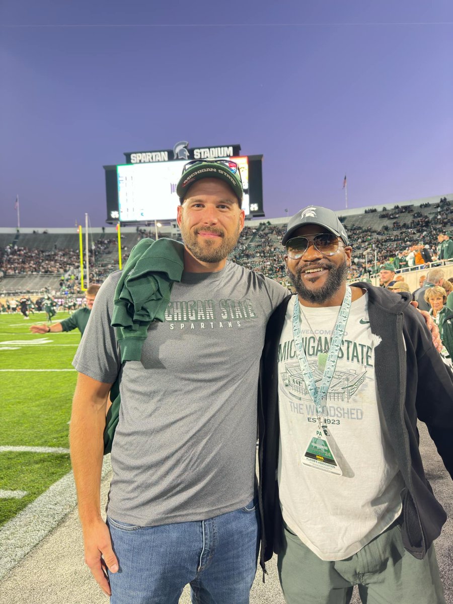 How cool is this? Aric Morris Captain Michigan State 1999, Joel Foreman, Captain Michigan State 2012. I was blessed to coach both these men At Berkley and Milford HS!
