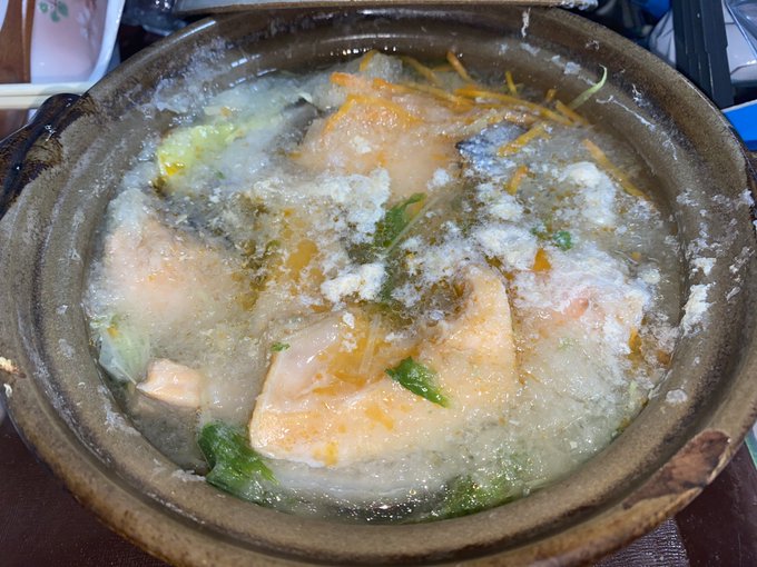 鮭あらでみぞれ鍋 