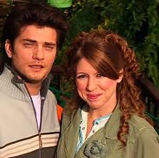 adriteammarrey's tweet photo. Nosotros nos llamamos herman@s porque tenemos los mismos padres!!!

#flormax https://t.co/BTAIGaIamd
