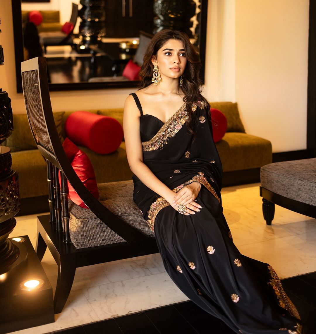 GaVf1z6XoAAn-AR?format=jpg&name=medium