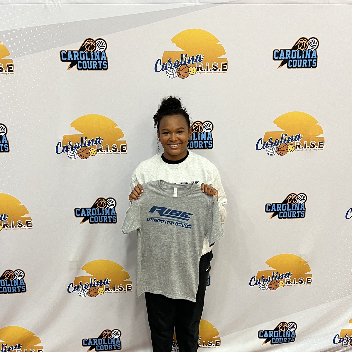 RISEReport's tweet photo. Game MVP:  

CLT Dream Elite 2028

#FallFaceOff #RISEeport https://t.co/8bJMdjovc5