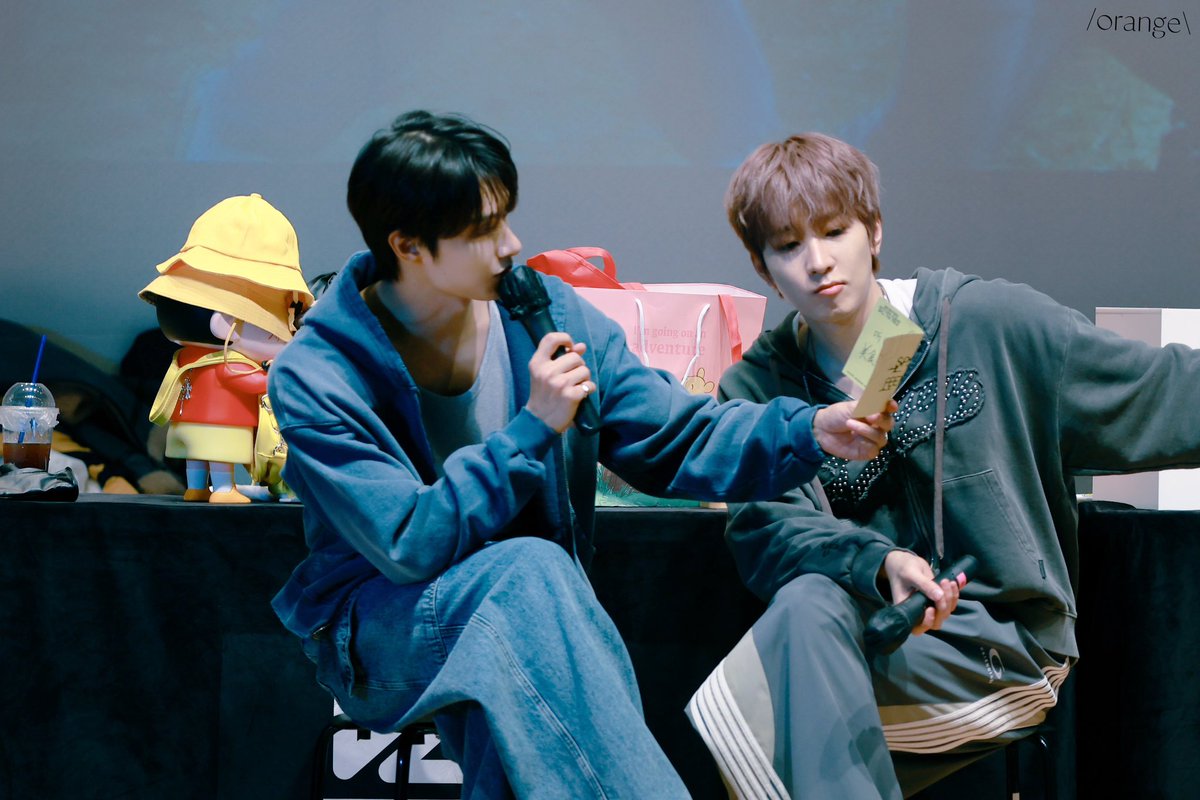 241019

💌💌💌

#wonhui #佑灰 #ウォヌジュン #원휘 #원우 #준 #SEVENTEEN #세븐틴