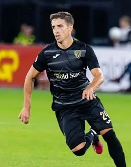 ¡PAR DE GOLES MÁS!

Cristian "Chispa" Novoa MARCÓ DOBLETE con FC Santa Coloma que perdió 4-2 vs Atletic Escaldes en la Primera División de Andorra. El delantero ya acumula 3 goles en el torneo.

Octavio Páez fue titular y jugó 89 minutos en dicho compromiso.