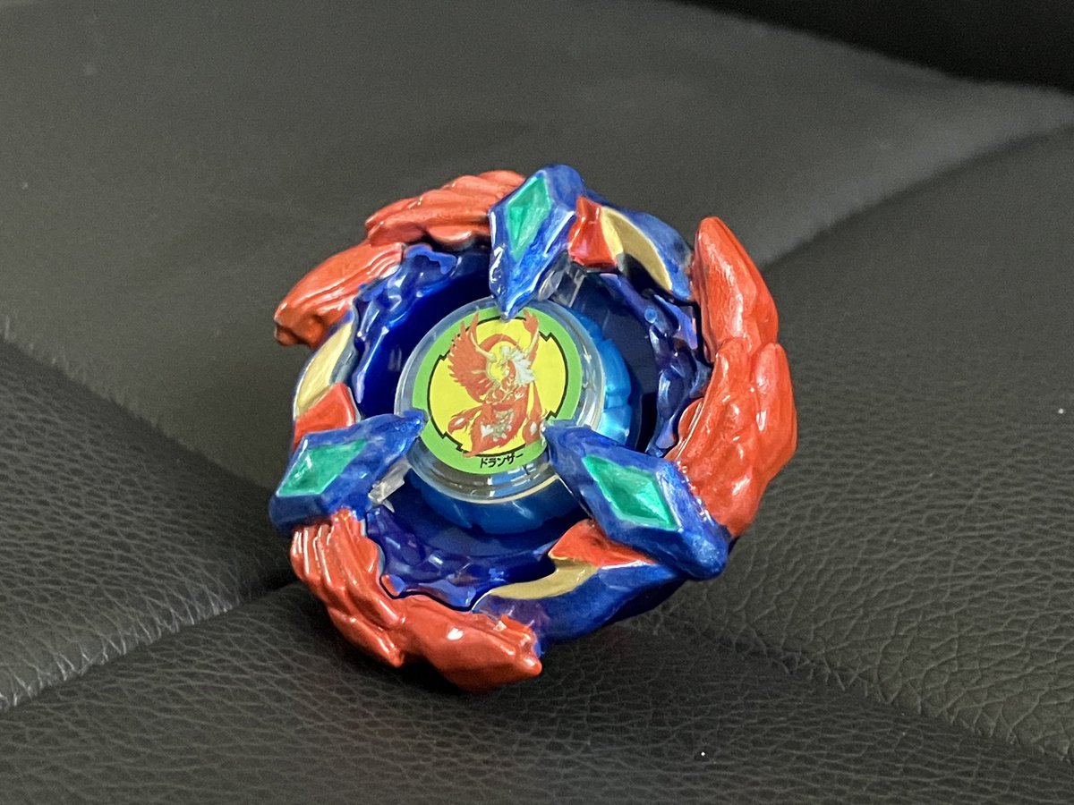 Mahzes's tweet photo. Did a custom Dranzer paint job for Phoenix Wing 9-60P
#BEYBLADEX #Dranzer
#ベイブレードX #ドランザー https://t.co/krwBZBO3GH