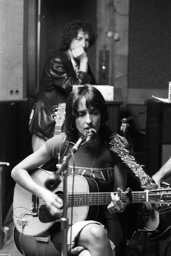 queerbobdylan's tweet photo. i can’t with this photo. i can’t i can’t https://t.co/F8wijU4cjM