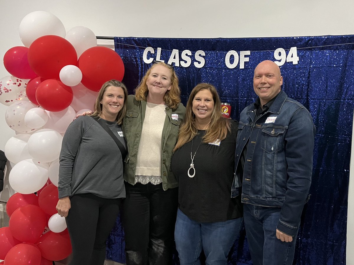 ShaneBarham1976's tweet photo. Wake Forest - Rolesville High School Class of 1994 had our 30th reunion last night! We had a fantastic time reconnecting and reminiscing! โค๏ธ๐ค๐ #WFR #Cougars #ClassOf94 https://t.co/f1YCrz7TYk