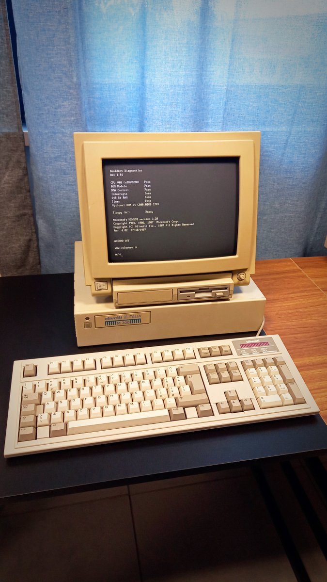ValorosoIT's tweet photo. ๐ธ Here are a couple of photos of my Olivetti M200, with the boot screen and the startup of MS-DOS 3.2 from a floppy disk! ๐พ
https://t.co/cm56lzwCFZ
#OlivettiM200 #RetroComputing #MSDOS #VintagePC #ComputerVintage #Olivetti #M200 #BootScreen #TechRevival #ValorosoIT https://t.co/oNjNZTKT77