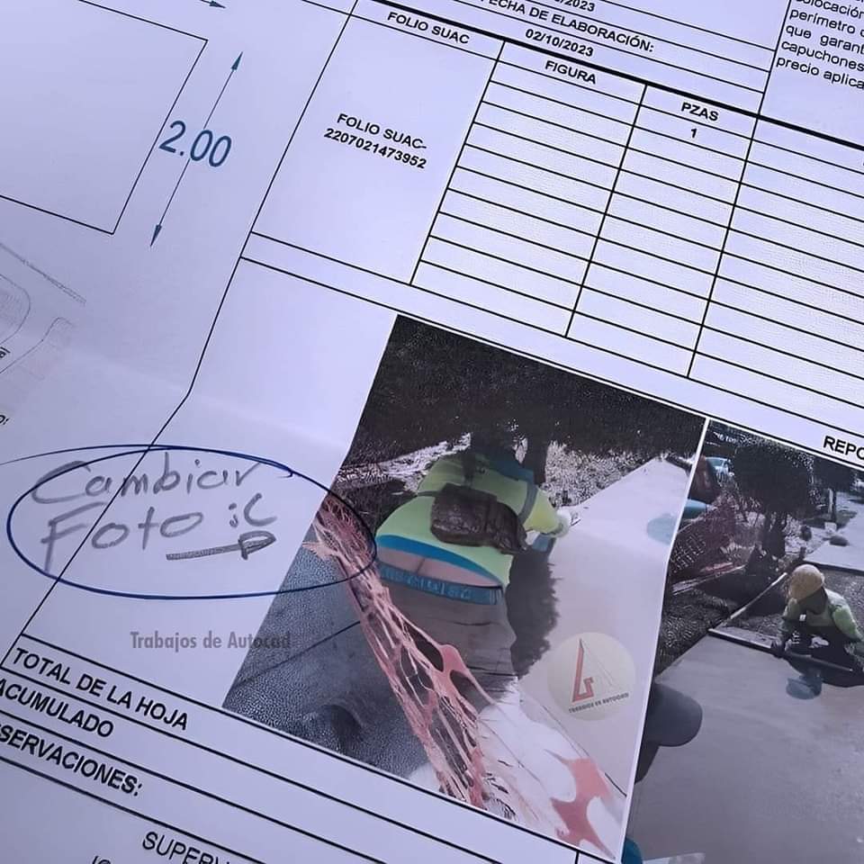 En las copisterías amamos a los profes que no se le escapa ningún detalle y mandan a imprimir de nuevo los informes.