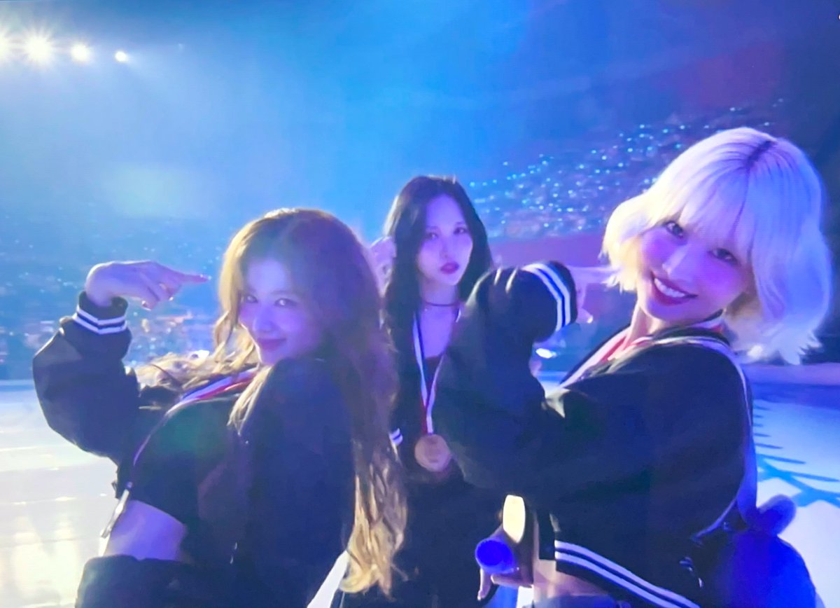 co_chan18's tweet photo. #2024MAMAVOTE #twice https://t.co/VfeHlkKkdU