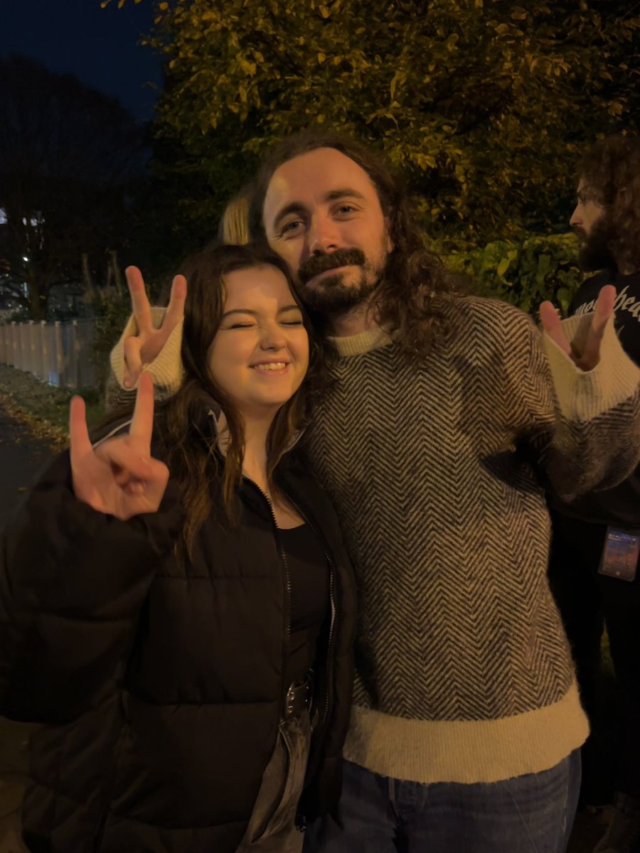 hope u enjoyed ur buckfast <a href="/BlossomsBand/">BLOSSOMS</a>