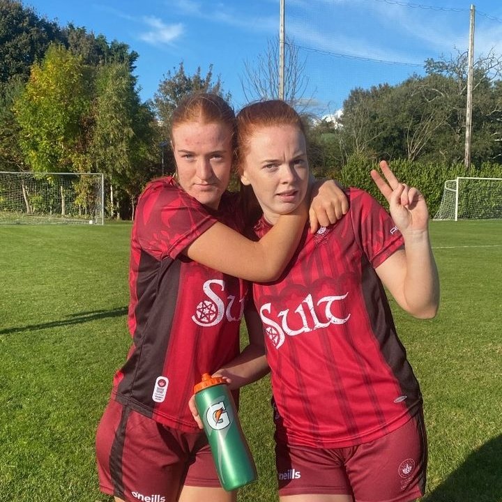 Best of luck to <a href="/Shaunabrennan26/">Shauna brennan</a> and Kate Slevin in todays <a href="/FAIWomen/">FAI Women</a> Cup Final