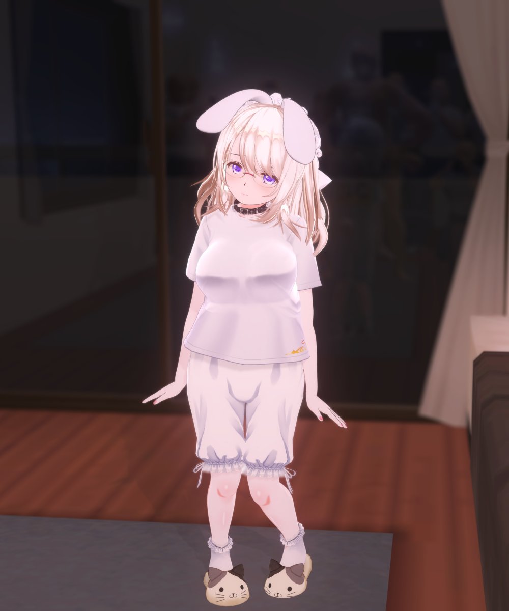 ドロワTシャツもっと流行れ🥕