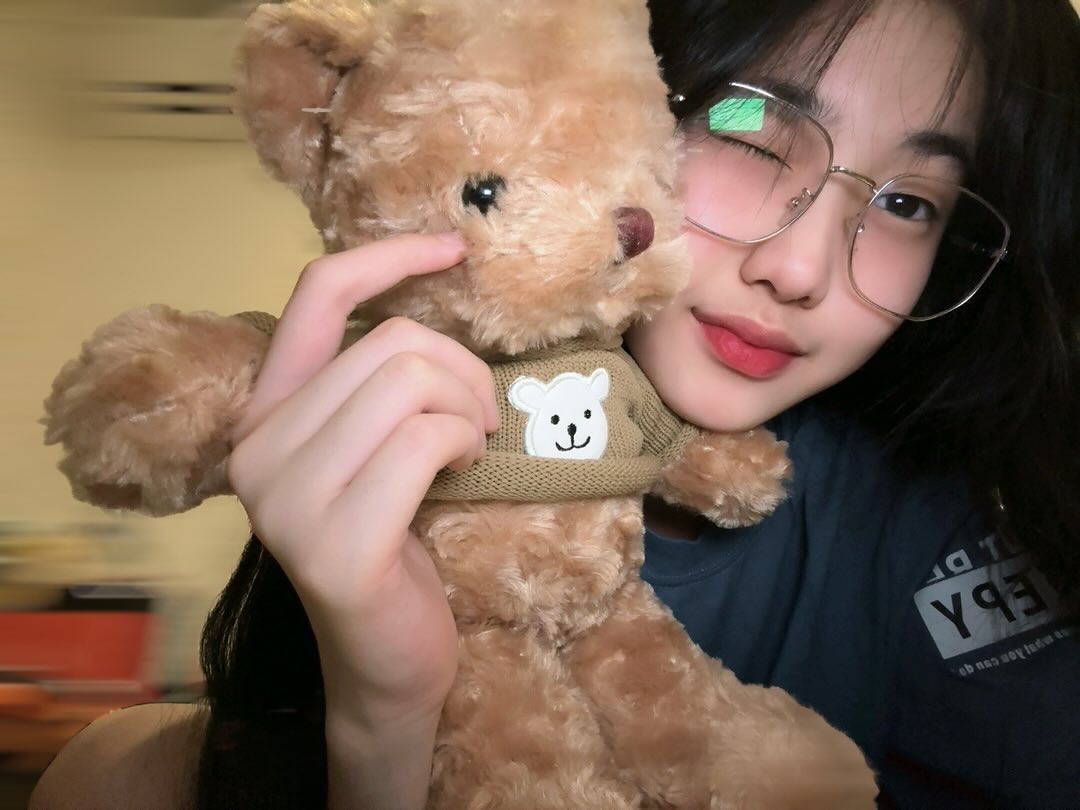 Smrr4_'s tweet photo. 𝙋𝙧𝙞𝙫𝙖𝙩𝙚 𝙈𝙚𝙨𝙨𝙖𝙜𝙚 𝙬𝙞𝙩𝙝
ㅤㅤㅤㅤ↓
~ @M_OlineJKT48 ~
ㅤㅤㅤㅤㅤㅤㅤ ㅤㅤㅤ #NgobrOline 

~ ᴀ ᴛʜʀᴇᴀᴅ ~ https://t.co/axODSVcWOL