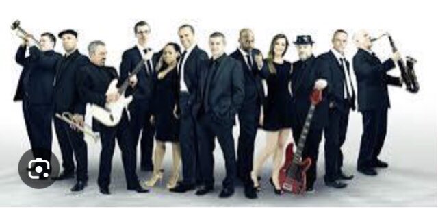 AmandaHLondon's tweet photo. Coming from a family of musicians, &amp; having a dance background, I know that #strictly would be nothing without #DaveArch &amp; @SCDband &amp; @TommyBlaize &amp; the amazing singers!
Musicians tend to be humble souls, so let’s see these guys get more recognition. They MAKE Strictly! 🎶👏🏻🥰 https://t.co/NuhPztE3Yb