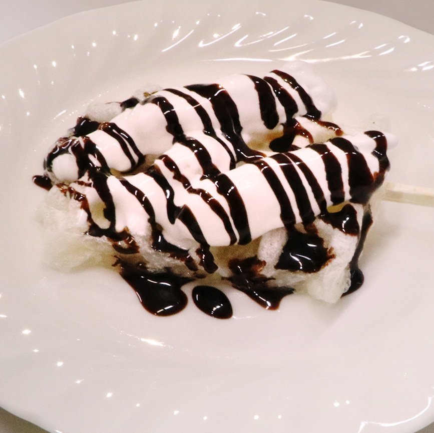 🌕️メニュー公開3日目✨️
〜モッフル常設メニュー〜
「チョコホイップ」
みんな大好き！
王道の甘〜いスイーツ系モッフルです🍫