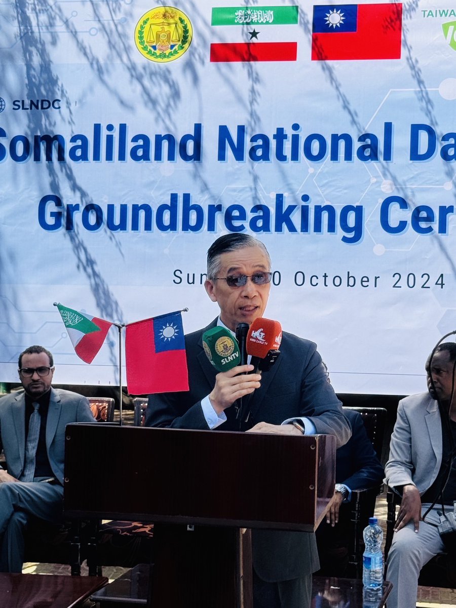 Taiwan_SLD's tweet photo. Pleased to co-host groundbreaking ceremony of Somaliland National Data and Cyber Security Center, a crucial part of E-government infrastructure that will operate in accordance with international standards, and a significant milestone in Taiwan’s commitment. 1/
#TaiwanICDF https://t.co/1EiE91Vdzx