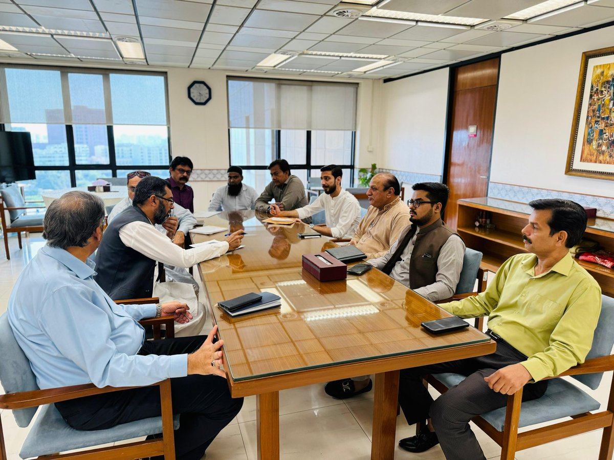 allaboutmqm's tweet photo. نارتھ کراچی نارتھ ناظم اباداور  نیو کراچی میں گیس پائپ لائن میں جو پانی اگیا تھا  
ایم کیو ایم پاکستان کی کاوشوں سے وہ مسائل حل ہو رہے ہیں 
حق پرست اراکین صوبائی اسمبلی 
جمال احمد، ریحان اکرم ،عبدالباسط، معاذ محبوب  @mqmpkofficial https://t.co/y50OSoqFpj