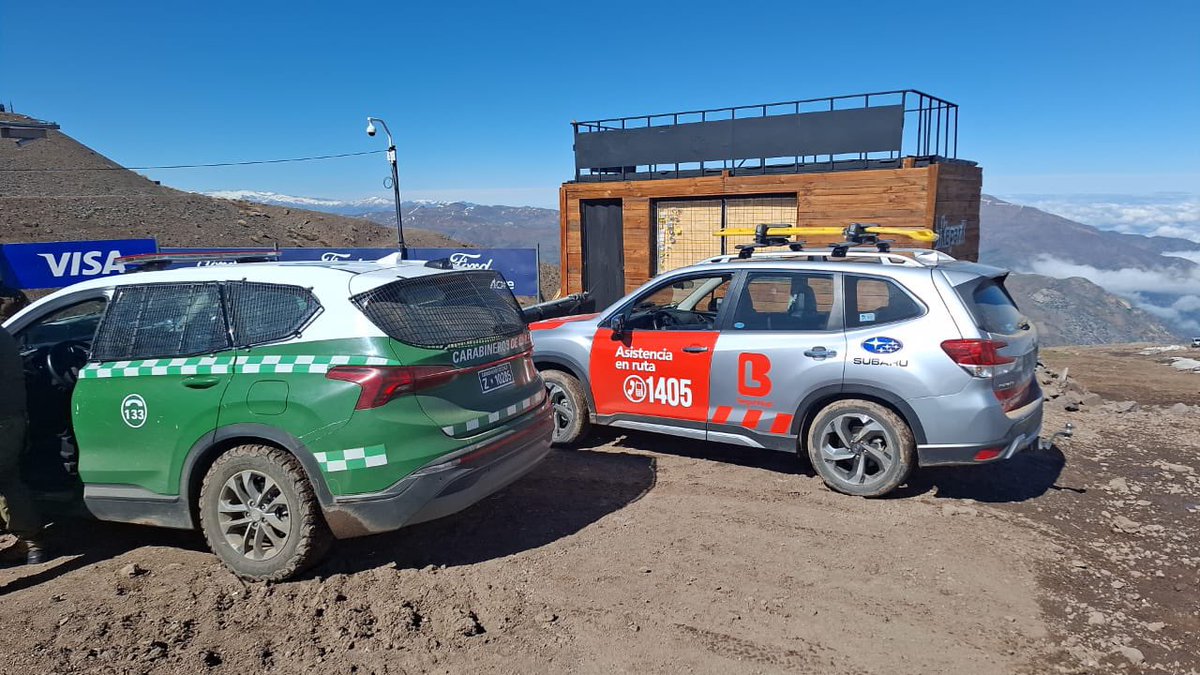 Patricio Bopp, concejal de Las Condes, y Daniel Vásquez, quienes se encontraban extraviados en el sector de Cerro El Plomo, fueron encontrados gracias al rápido y eficiente trabajo del GOPE de Carabineros, Socorro Andino y el apoyo de Lo Barnechea Seguridad. Gran trabajo.