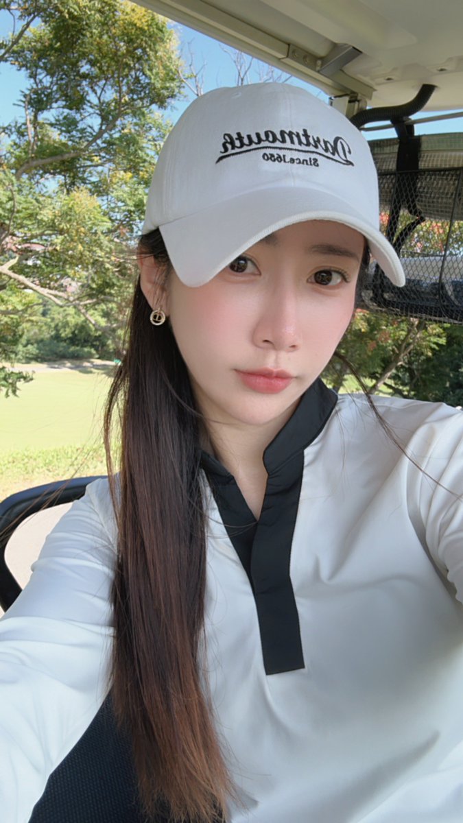 每周都要有的打球照😆 https://t.co/a5tuRIHrcL