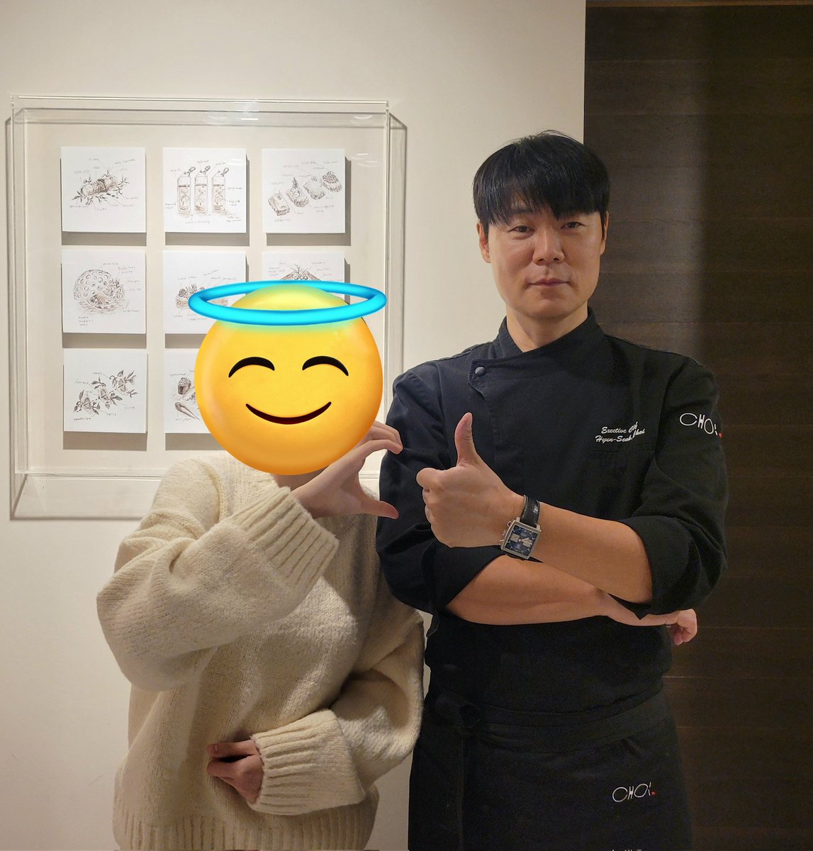 unhy_CHEF's tweet photo. 얘들아 나 쵸이닷 갓다왔어 타래로 쭉 풀게

일단 예약이 6시 50분이었는데 48분 쯤에 갔거든.. 무슨 빌딩 3층에 있어가주구 좀 찾기가 어려워
글서 쵸이닷 바로 앞에 있는 줄도 모르고 막 둘러볼 때 내 뒤에 있던 무슨 까만 차 조수석에서 누가 내렸다?

ㅅㅂ 최현석임?
존나 길어
진짜 얼굴 보자마자 https://t.co/C0p7DGJXfU