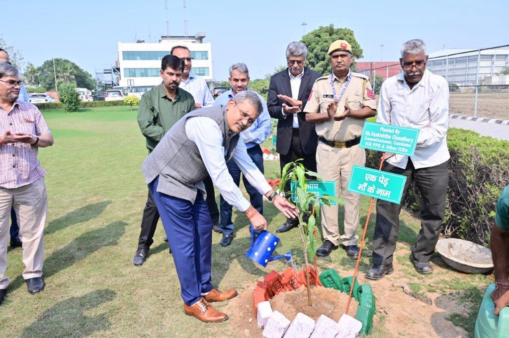 Sh. Samanjasa Das, Pr. C C, Customs, DZ and Sh. S. V. Singh, Pr. C C, Customs (Prev.) visited ICD, Palwal and planted trees observing the call of Hon’ble P.M. - “एक पेड़ माँ के नाम”. They also held meeting with officers and other stakeholders to discuss various important issues.