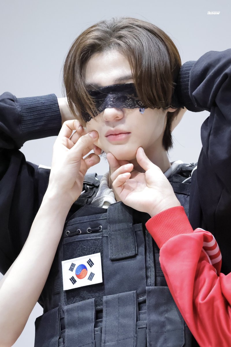 ik_nowl's tweet photo. 𝐇𝐀𝐏𝐏𝐘 𝐋𝐄𝐄𝐇𝐀𝐍 𝐃𝐀𝐘𓂃𓈒𓏸🐠🪸

#이한 #LEEHAN 
#BOYNEXTDOOR #보이넥스트도어
#HAPPY_LEEHAN_DAY 

#안녕_이한이_생일이에요 
#Happy21Day 

　　　　　　　────230924 HD re: https://t.co/y2WCQwdxNb