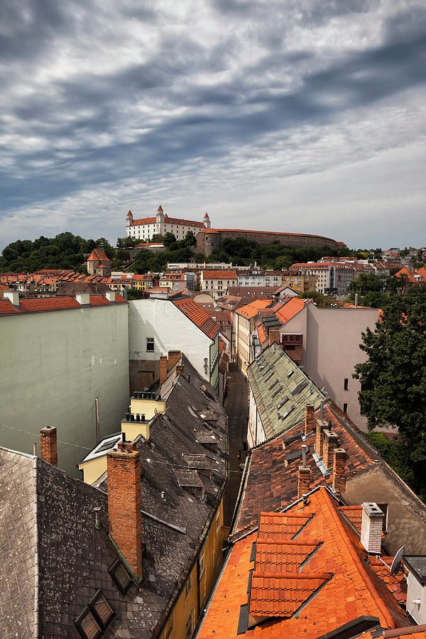 ArturBogacki's tweet photo. Old Town of Bratislava city in Slovakia. https://t.co/wp1PcfLvca @FineArtAmerica #Bratislava #Slovakia #city #OldTown #leadingline #travel #photography #Europe #urban https://t.co/LwodwNMOBS