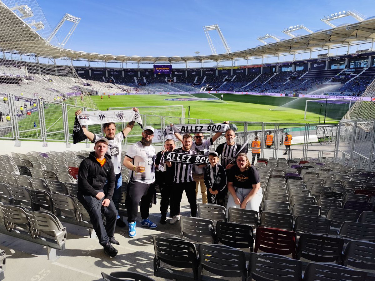 ALLEZ_SCO's tweet photo. En direct du Stadium de Toulouse pour ce @ToulouseFC 🆚 @AngersSCO

#AllezSCO #TFCSCO https://t.co/rYlNcQzxJT