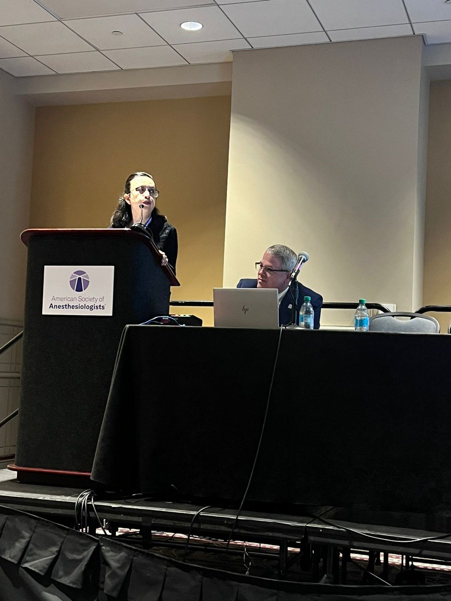 Felicidades a la Dra. Karina Vázquez por su participación en el congreso anual de la Asociación Americana de Anestesiologia (ASA) para hablar acerca de la medicina Perioperatoria que se realiza en el INCMNSZ.