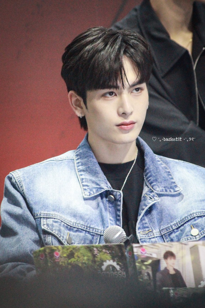 basketSt_'s tweet photo. แฟนพี่โยธาน่ารักจังครับบบบบ ✨🐶

PERFECT 10LINERS X BOOKEXPO
#everYxสายรหัสเทวดา 
#Santapp https://t.co/Mh7MHYzXrB