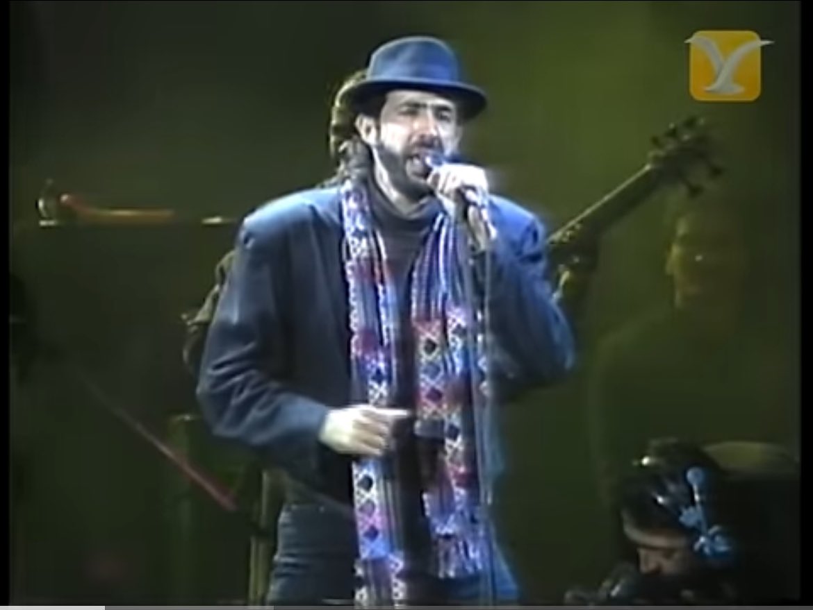 PhillipSteadly's tweet image. @Drake be looking and sounding fly on this one. #Guavaberry slaps. Pretty much his only good song the rest suck @JuanLuisGuerra #crossover